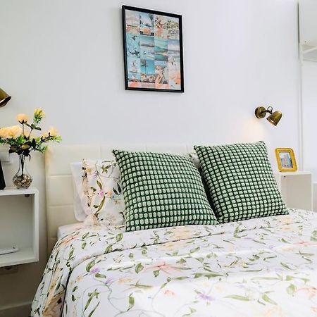 Modern 3 Bedroom Flat In Lisabona Exterior foto