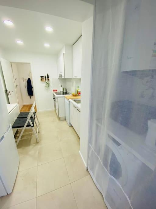 Modern 3 Bedroom Flat In Lisabona Exterior foto